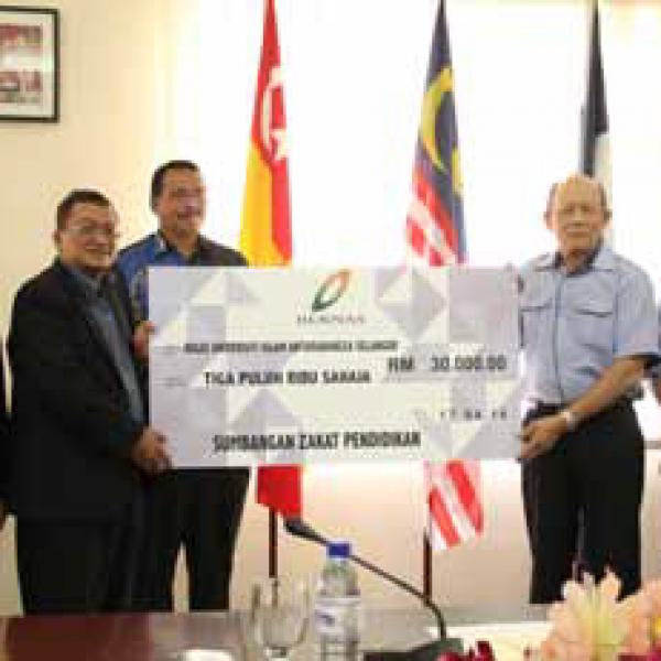 BERNAS Sumbang Zakar Pendidikan
